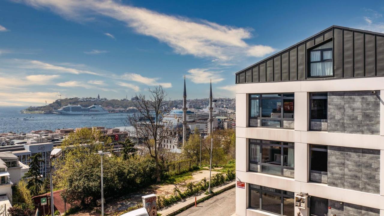 Monnas Bosphorus Lägenhet Istanbul Exteriör bild
